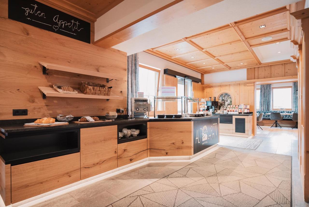 Alp Larain B&B Ischgl Bagian luar foto