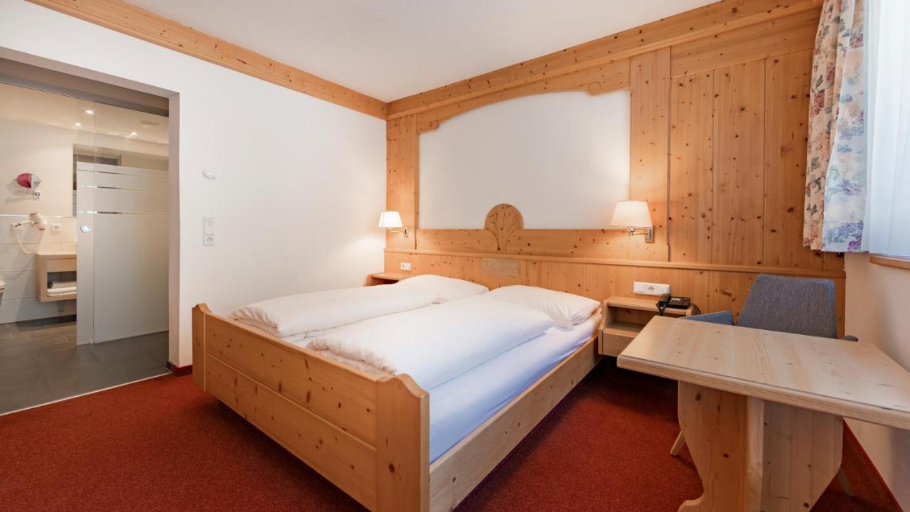 Alp Larain B&B Ischgl Bagian luar foto