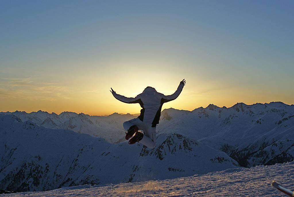 Alp Larain B&B Ischgl Bagian luar foto