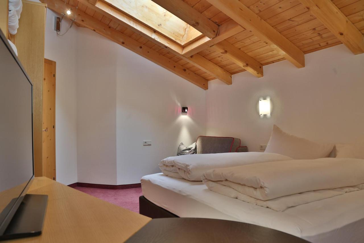 Alp Larain B&B Ischgl Bagian luar foto