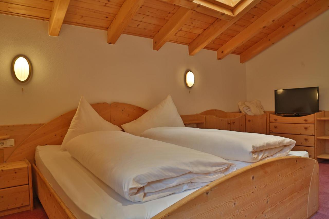 Alp Larain B&B Ischgl Bagian luar foto